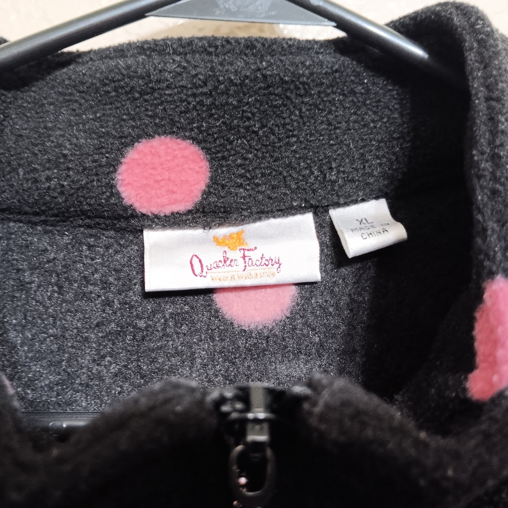 Quacker Factory Black Pink Polka Dot Fleece 1/4 Zip Top - Picture 4 of 4